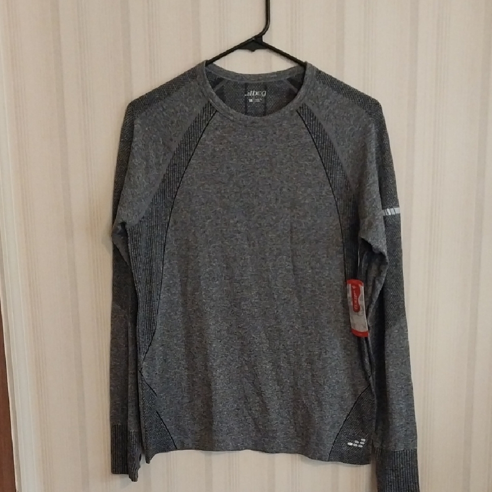 BCG Size M Womens Training Long Sleeve Crew Top